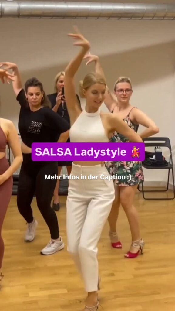 Historisches Veranstaltungsbild: Wohin mit den Armen beim Salsa? Wie werden deine Bewegungen fließender und deine Drehungen sicherer?
