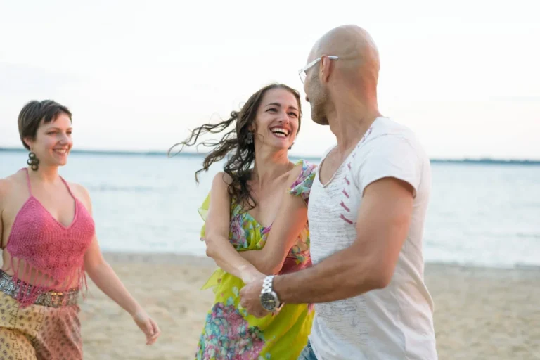 Salsa für Einsteiger:innen am Wochenende – Salsa in Leipzig